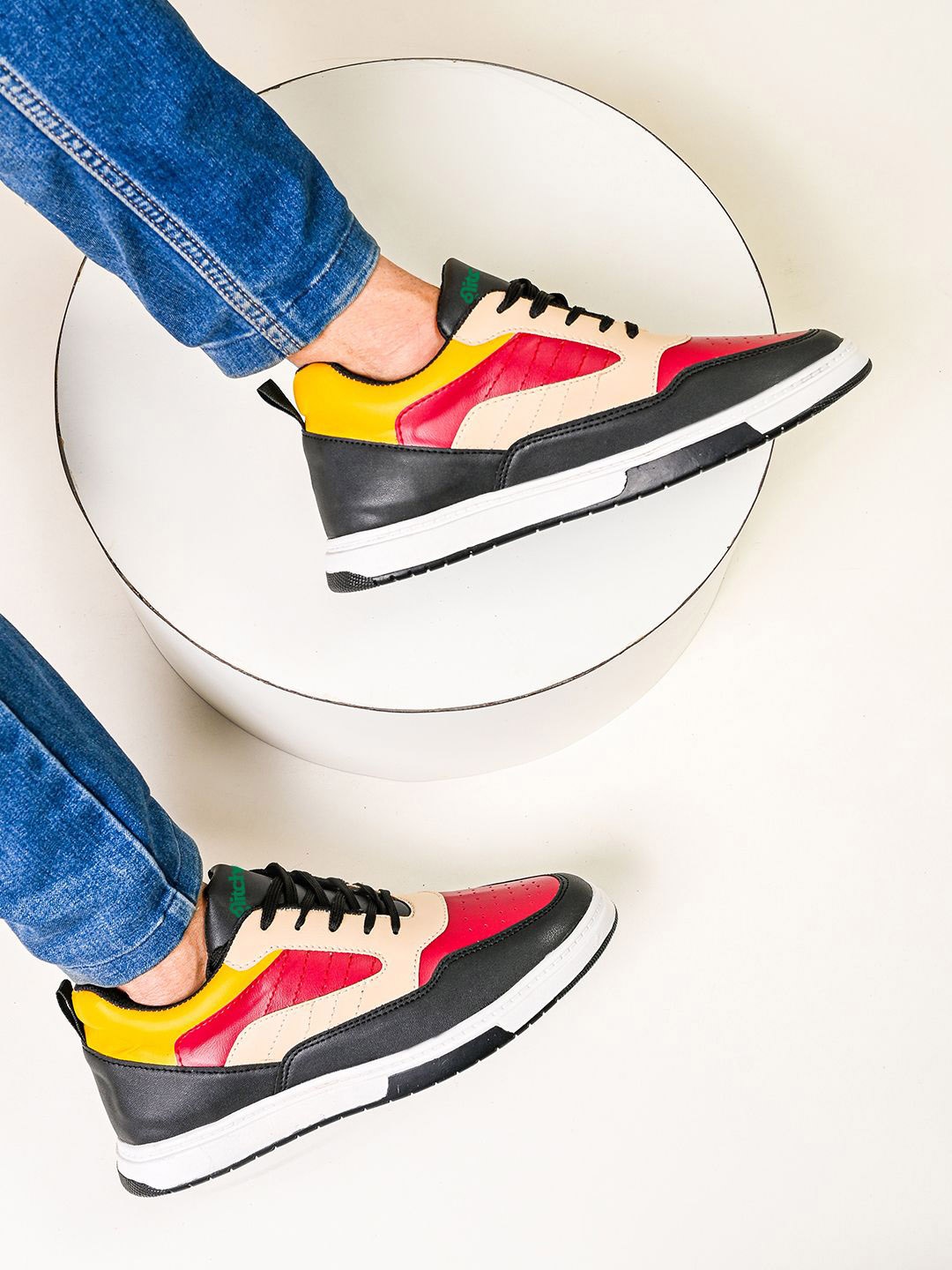 

glitchez Men Colourblocked Sneakers, Multi