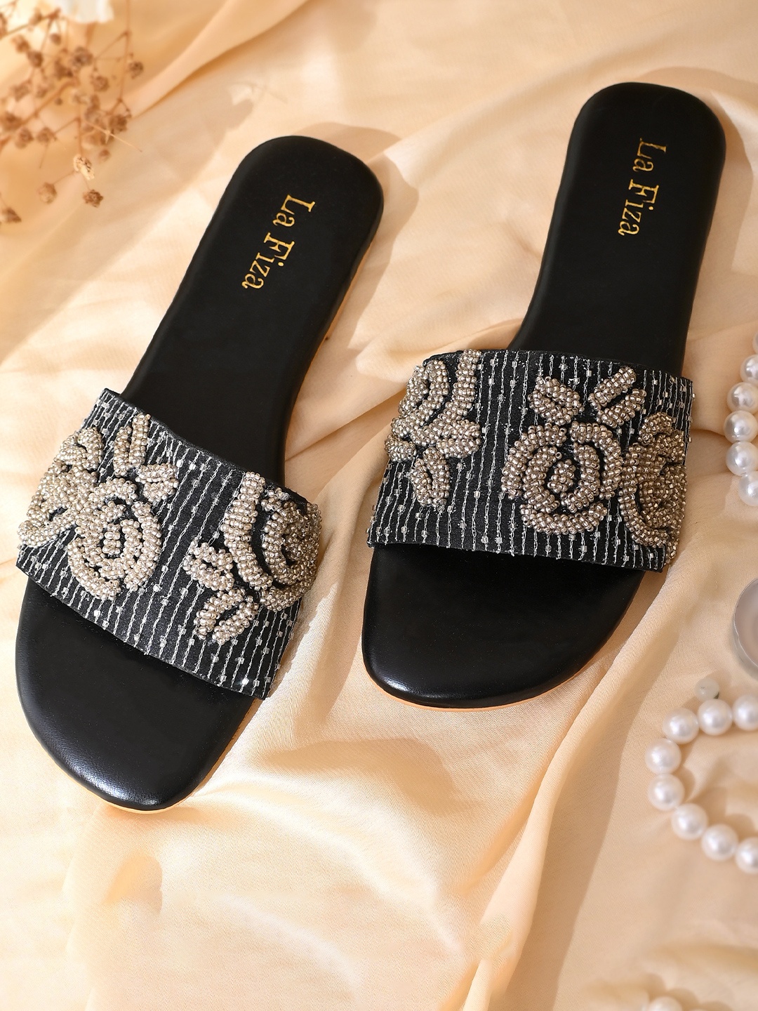 

La Fiza Women Embellished Open Toe Flats, Black