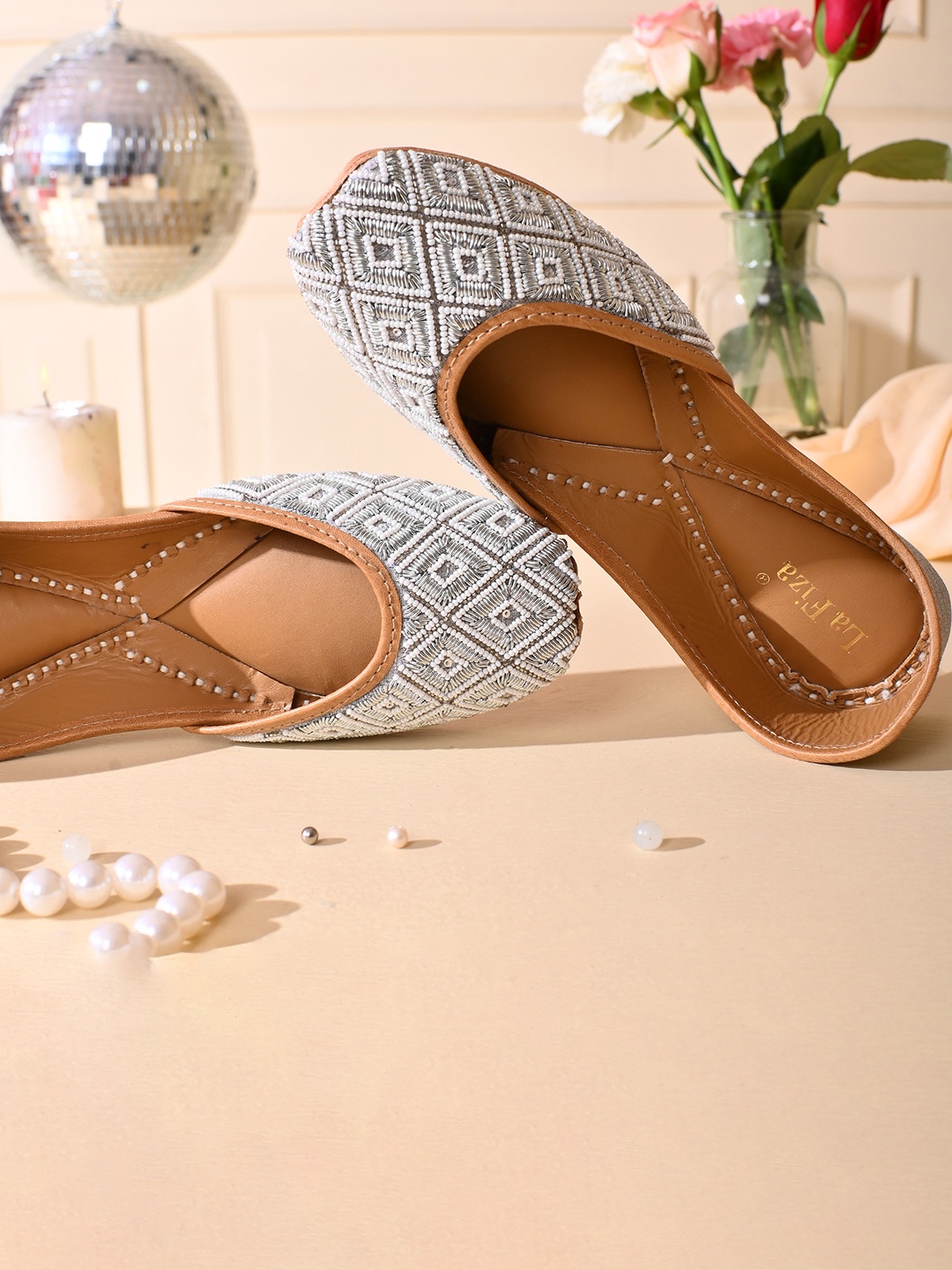 

La Fiza Women Embellished Open Toe Flats, Silver