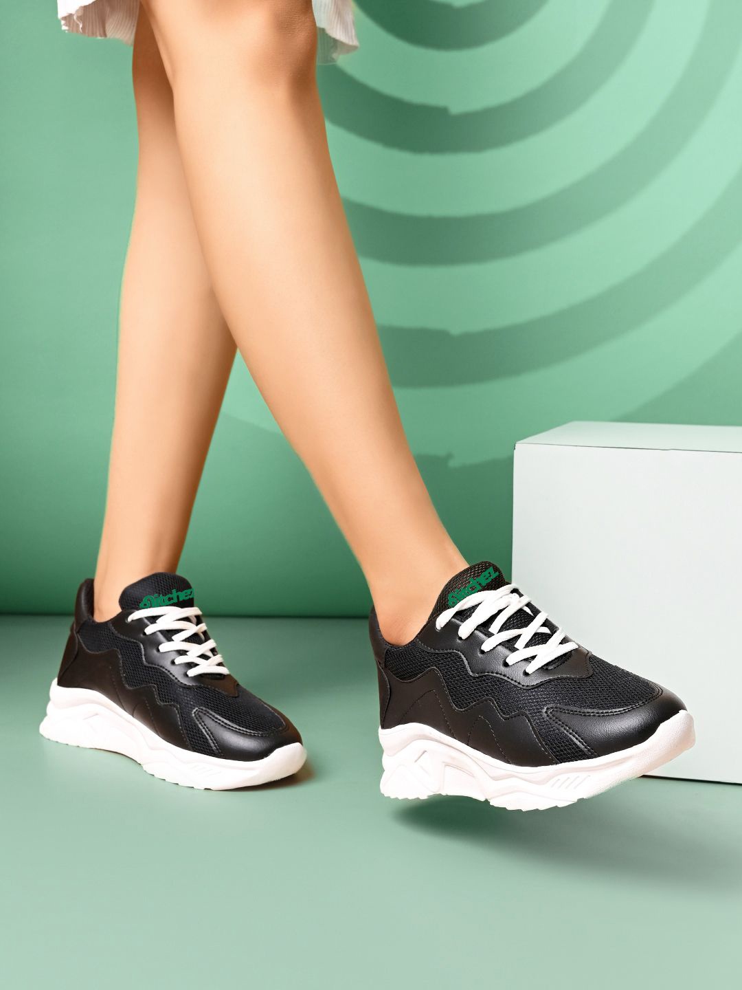 

glitchez Women Colourblocked Lace-Ups Sneakers Casual Shoes, Black