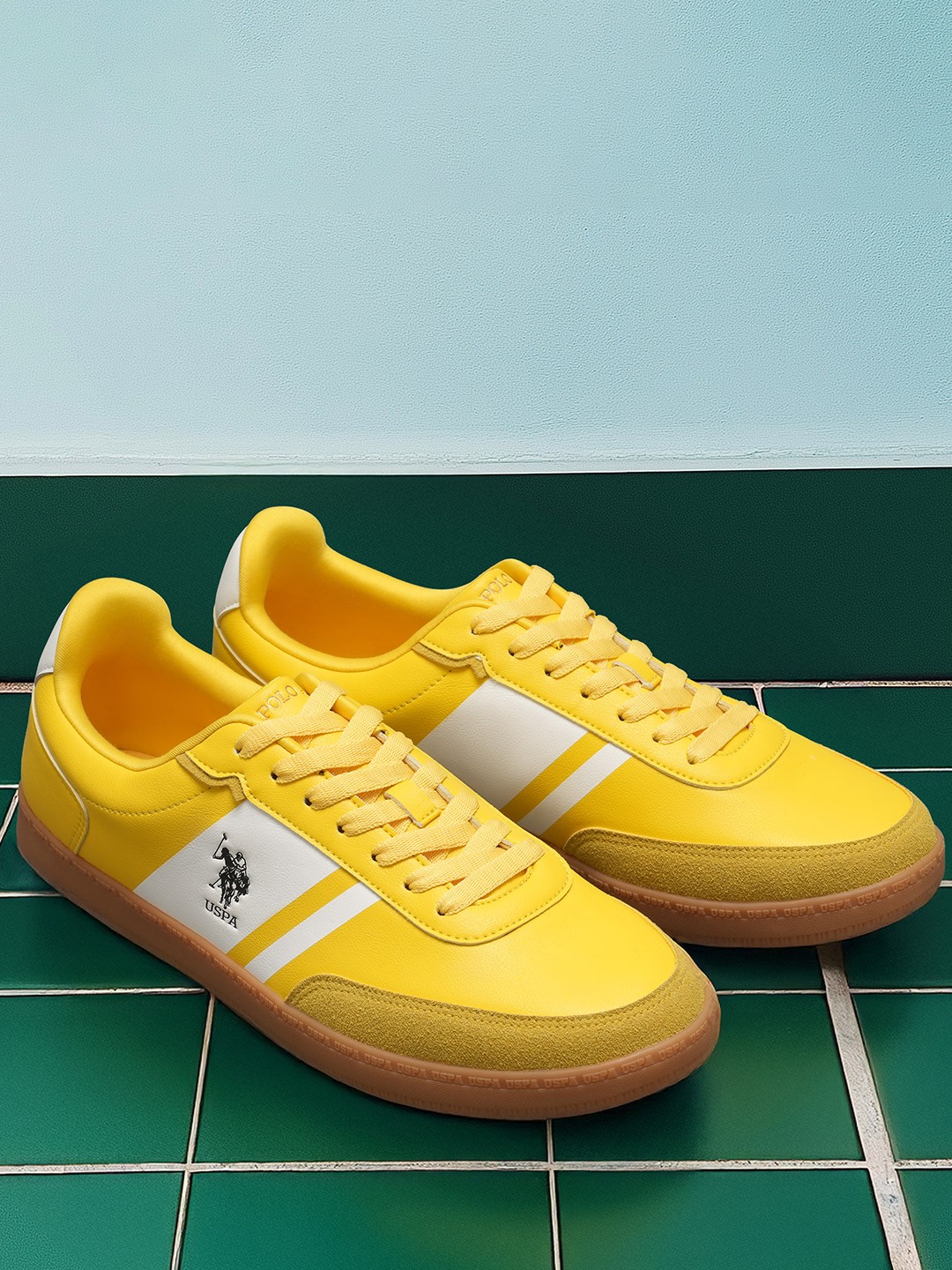 

U.S. Polo Assn. Men Round Toe Lace-Ups Sneakers, Yellow