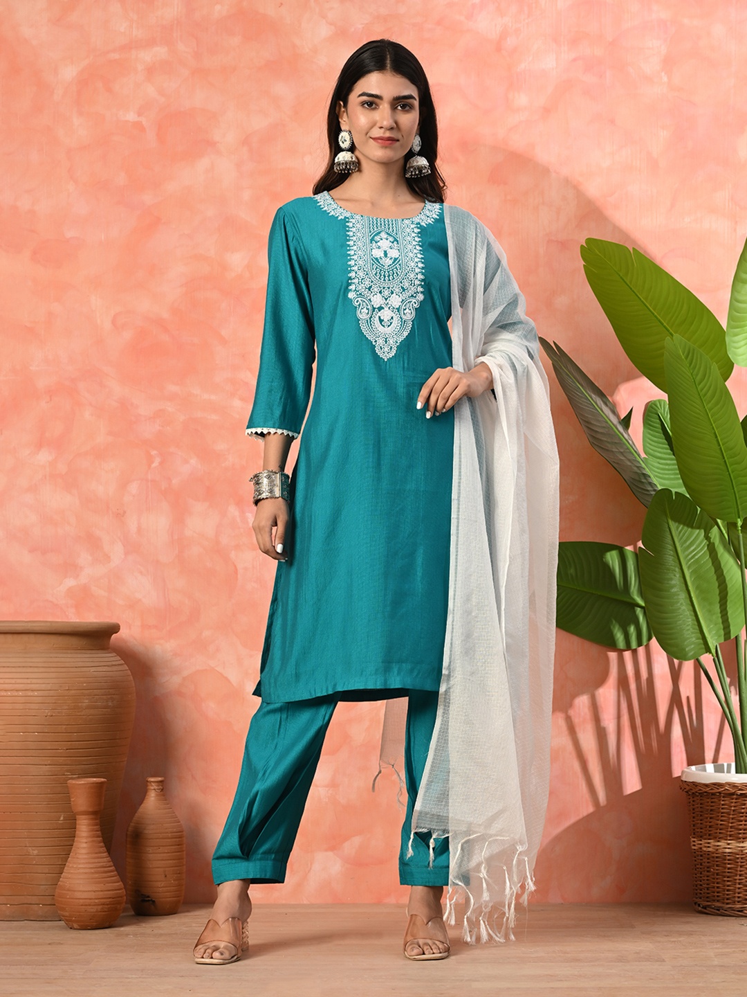 

Sangria Women Ethnic Kurta Set, Blue