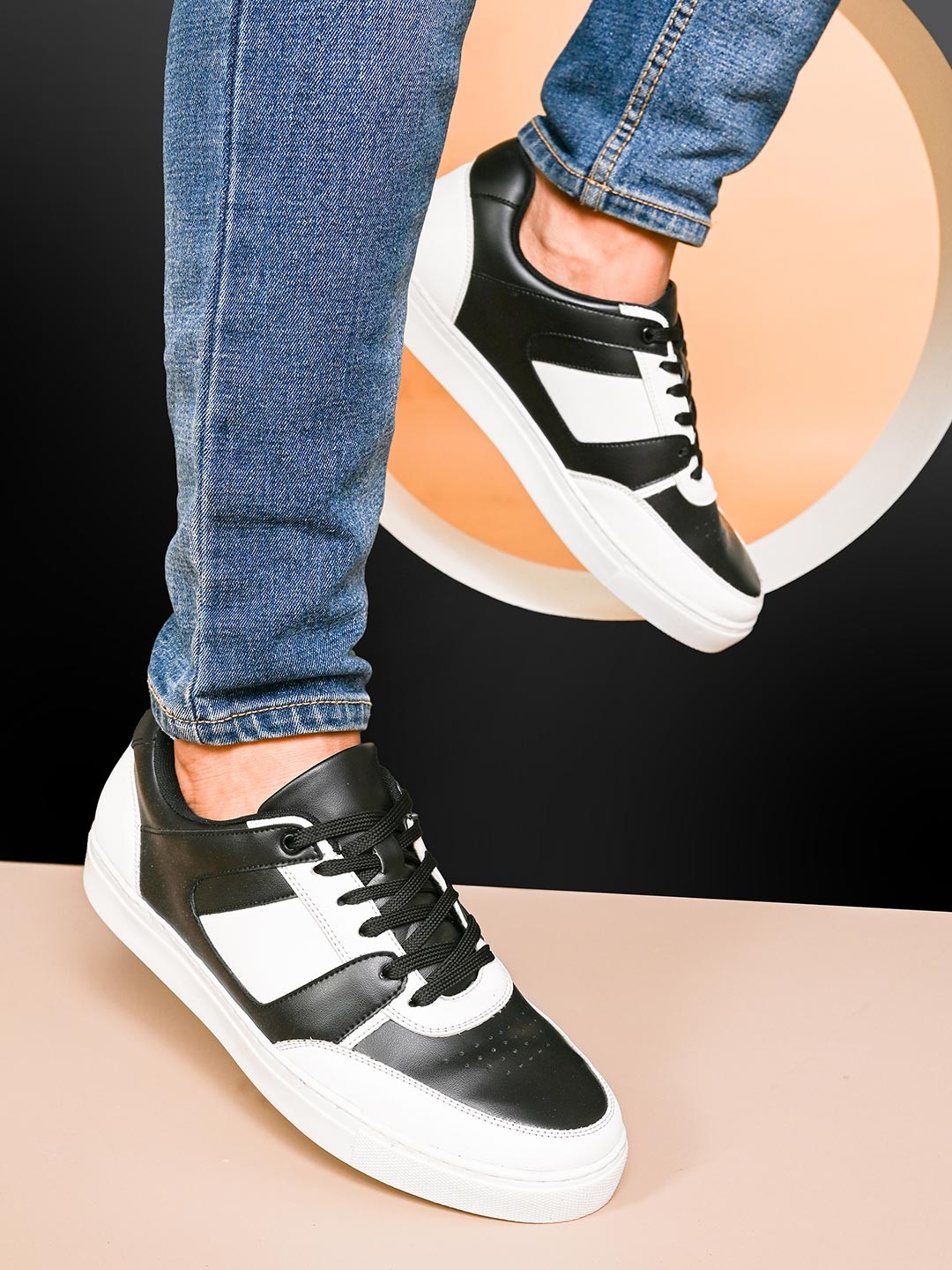 

Styli Men Colorblock Casual Sneakers, Black
