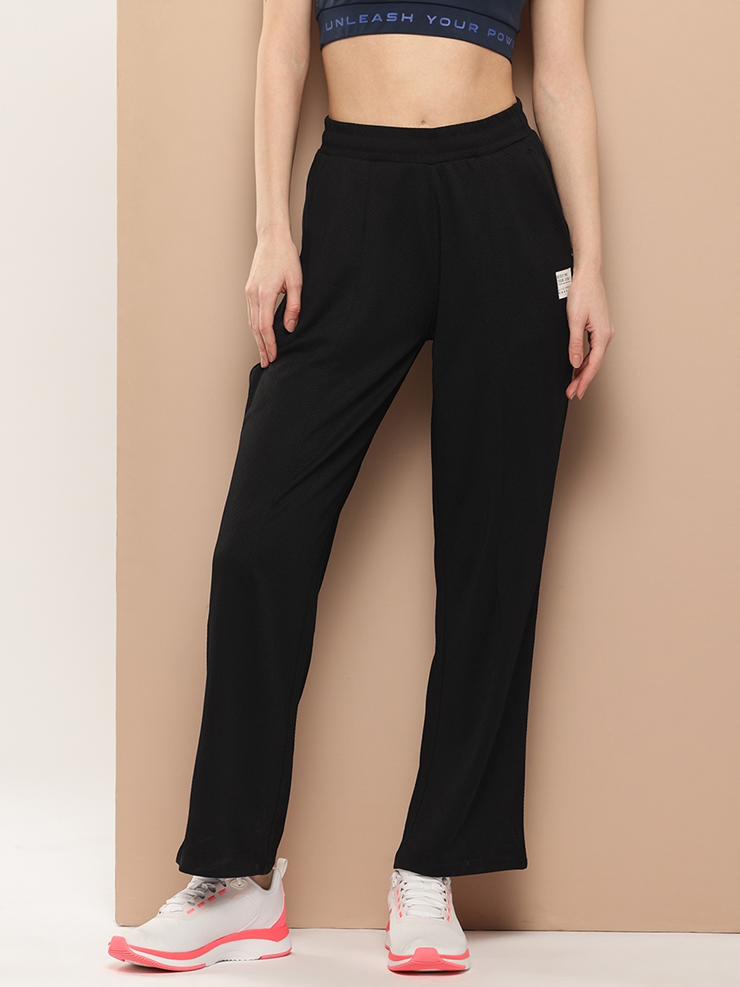 

Alcis Women Black Solid Track Pant