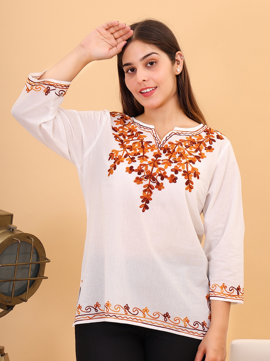 

FEMBLISS Floral Embroidered Pure Cotton Straight Kurti, White