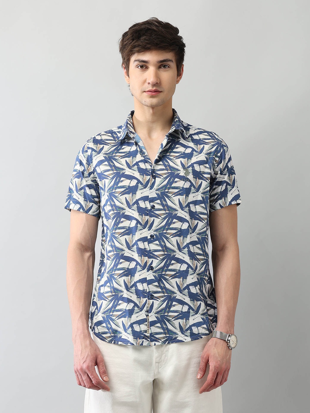 

U.S. Polo Assn. Denim Co. Men Classic Fit Spread Collar Floral Printed Cotton Casual Shirt, Beige