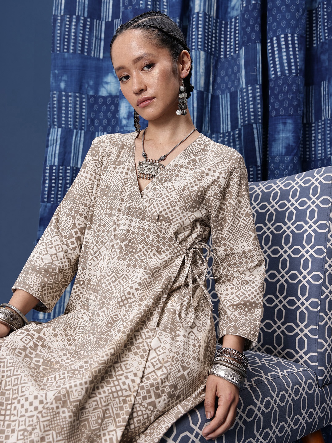 

Taavi Geometric Block Printed Pure Cotton Angrakha Kurta, Beige