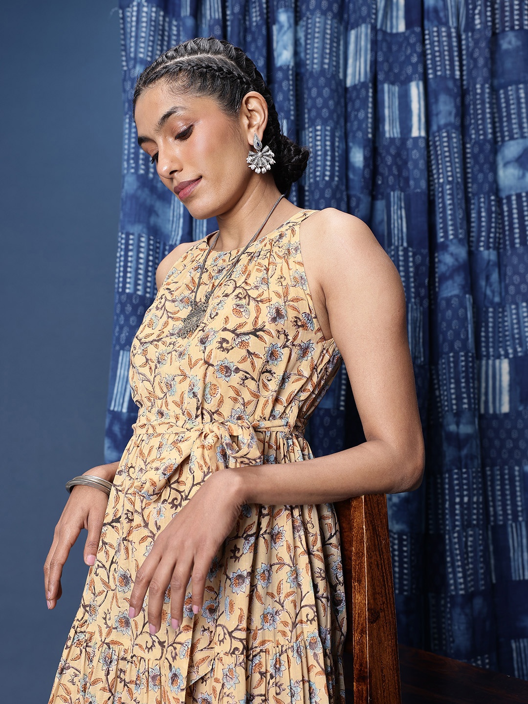 

Taavi Floral Printed Halter Neck Pure Cotton Fit & Flare Midi Dress, Beige