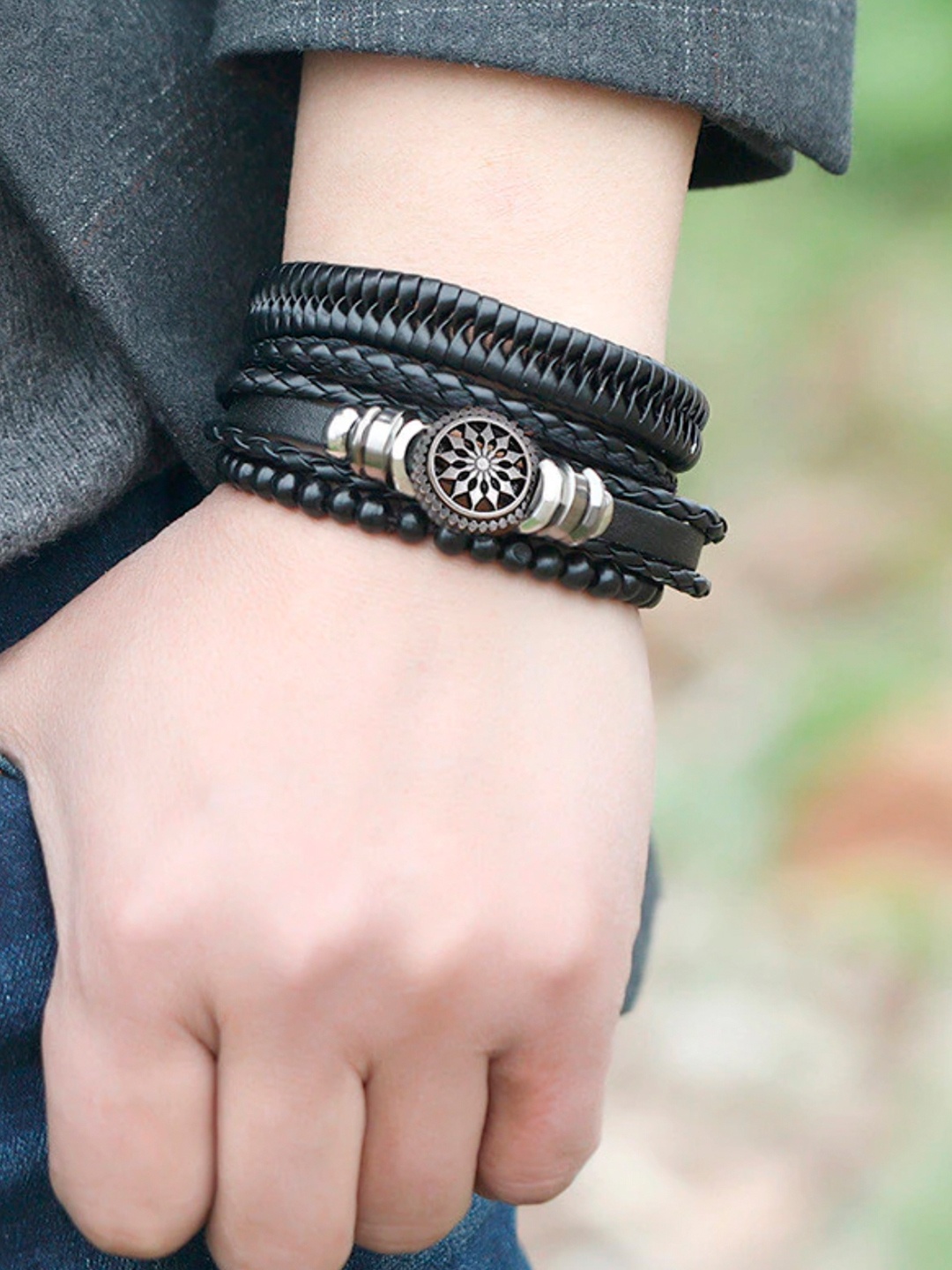 

fabula Men 4 Leather Wraparound Bracelet, Black
