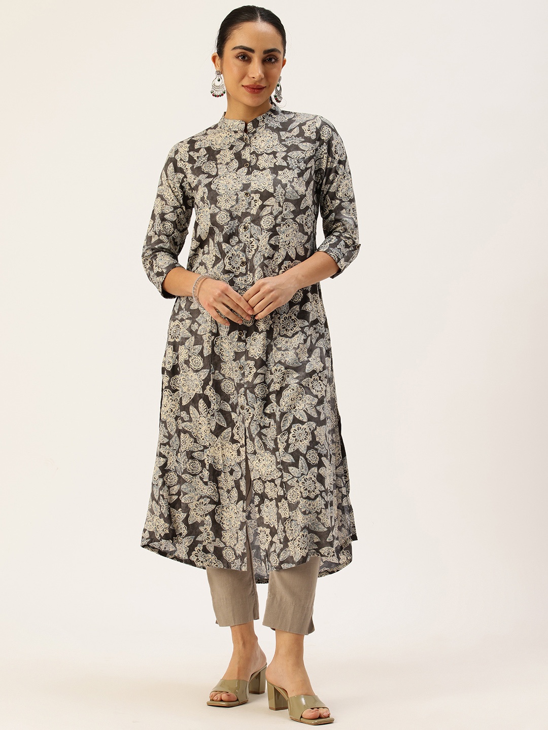 

AMUKTI Floral Printed Mandarin Collar Kurta, Grey