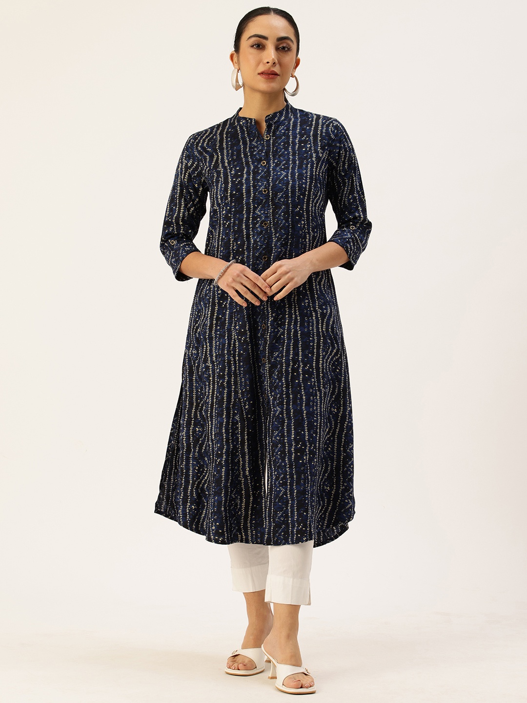 

AMUKTI Bandhani Printed Mandarin Collar Pure Cotton Kurta, Blue