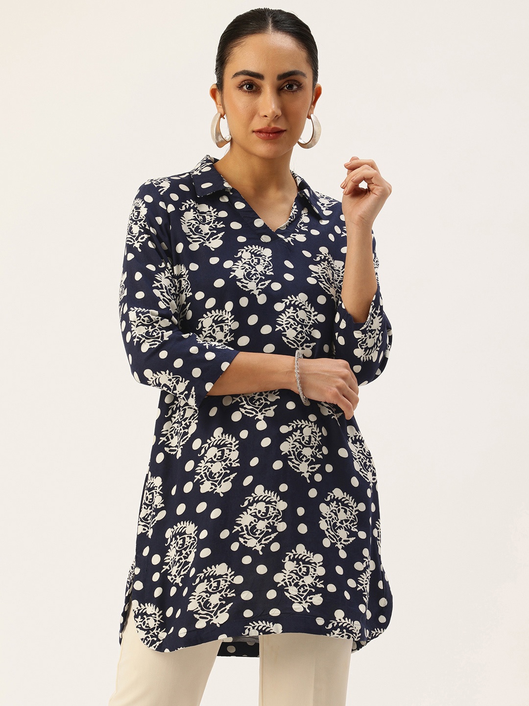 

AMUKTI Shirt Collar Printed Ethnic Tunic, Blue