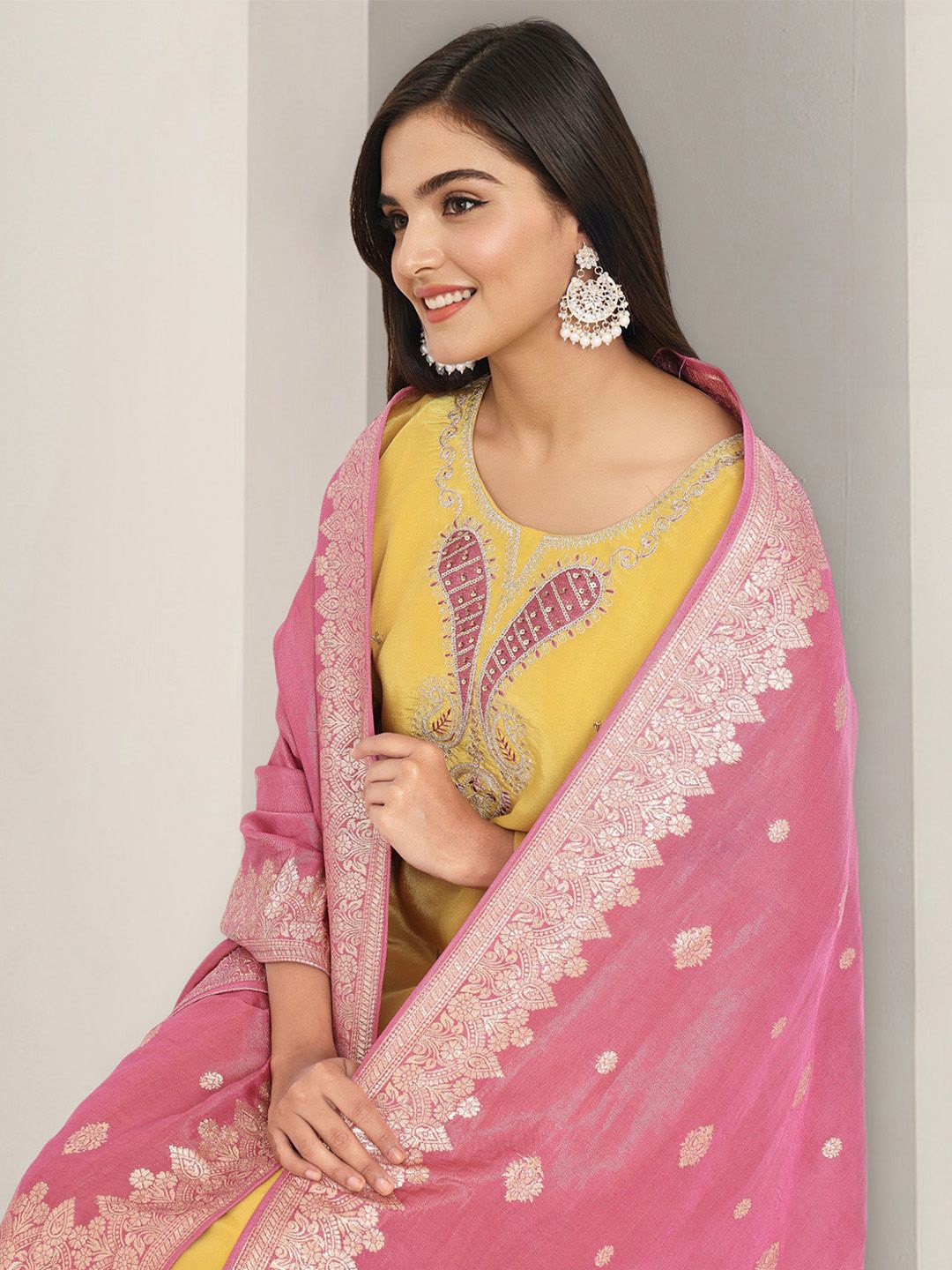 

Ishin Floral Yoke Design Thread Work Straight Kurta With Trousers And Dupatta, Yellow