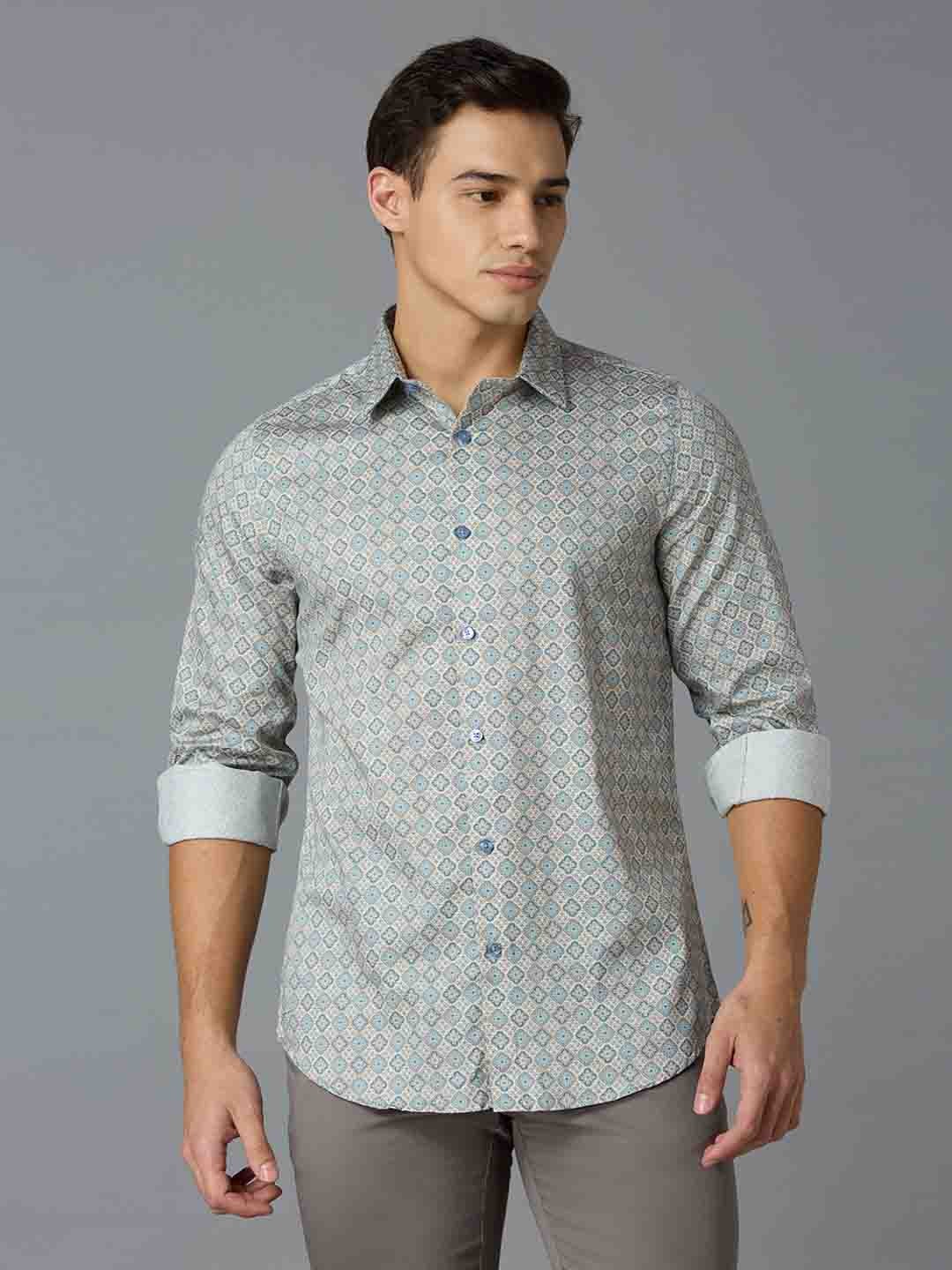

Reid & Taylor Men India Slim Fit Spread Collar Floral Printed Cotton Casual Shirt, Grey
