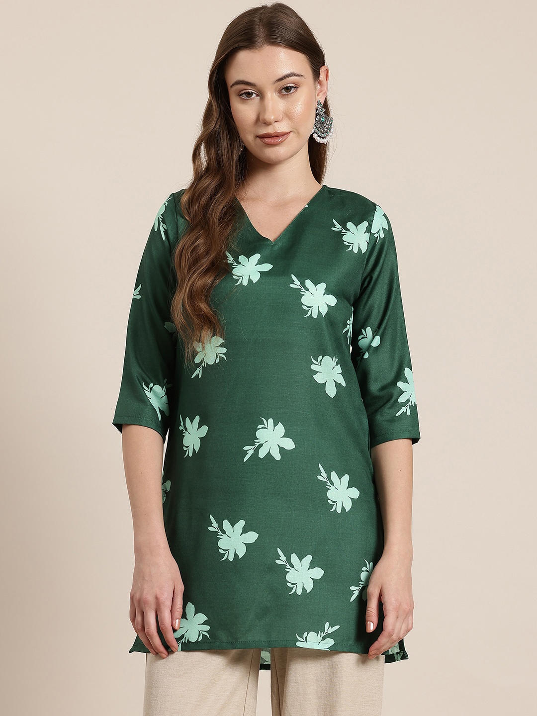 

HERE&NOW Floral Printed V-Neck Kurti, Green