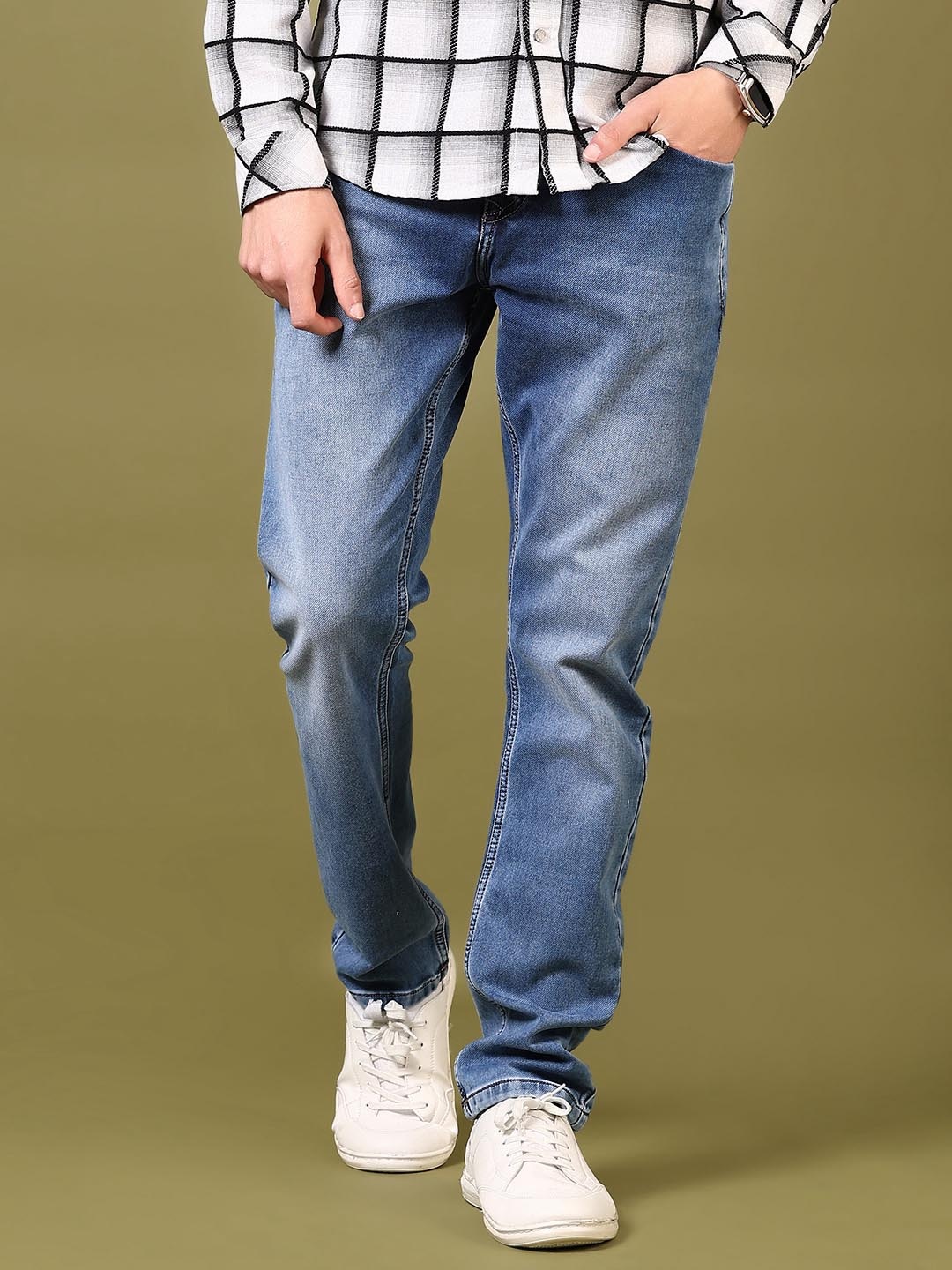 

V-Mart Men Light Fade Jeans, Blue
