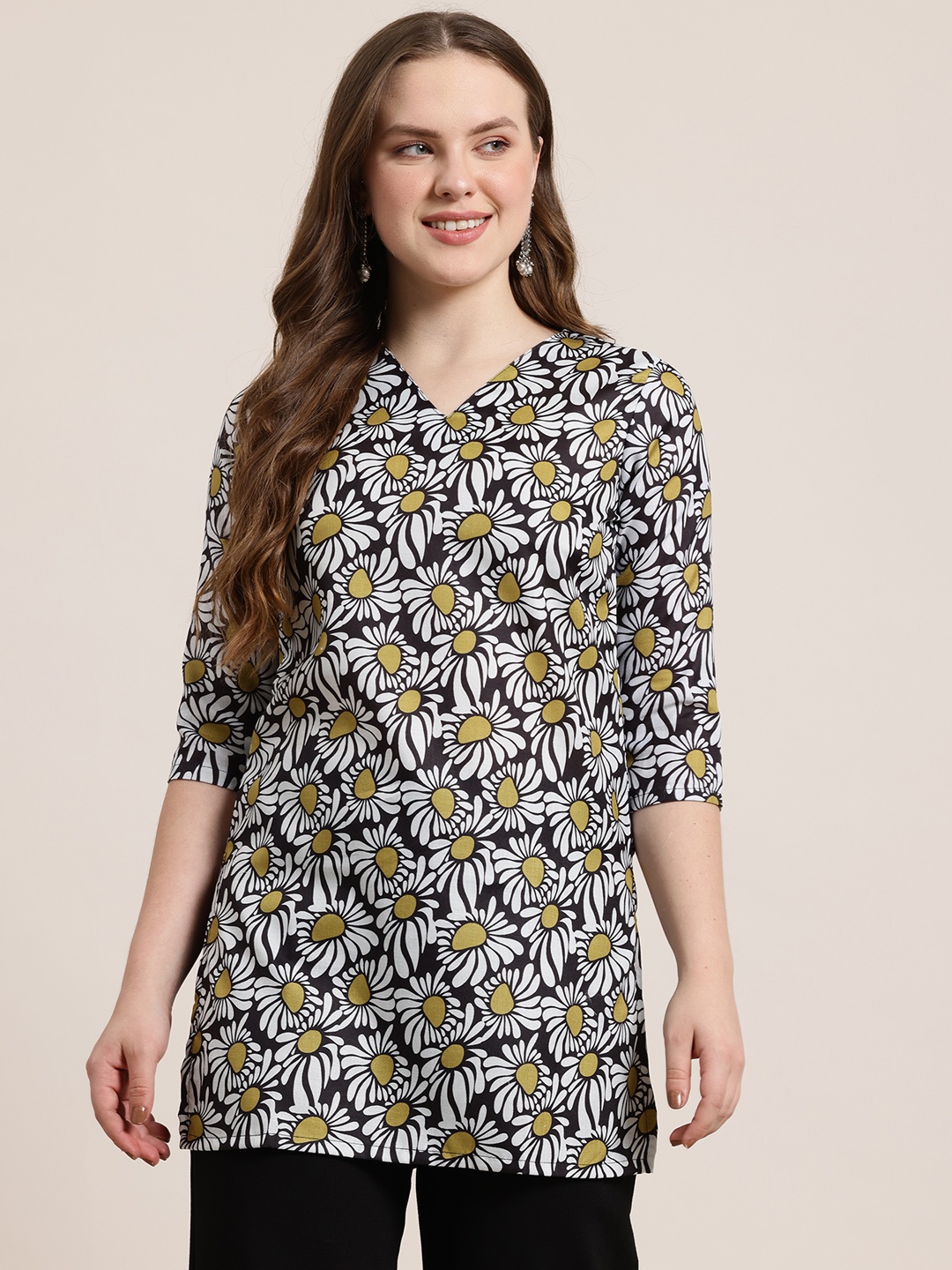 

HERE&NOW Floral Print V-Neck Kurti, Black