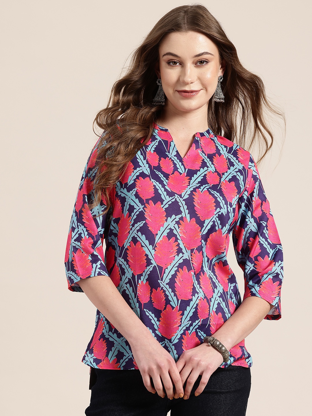 

HERE&NOW Leaf Print A-Line Kurti, Pink