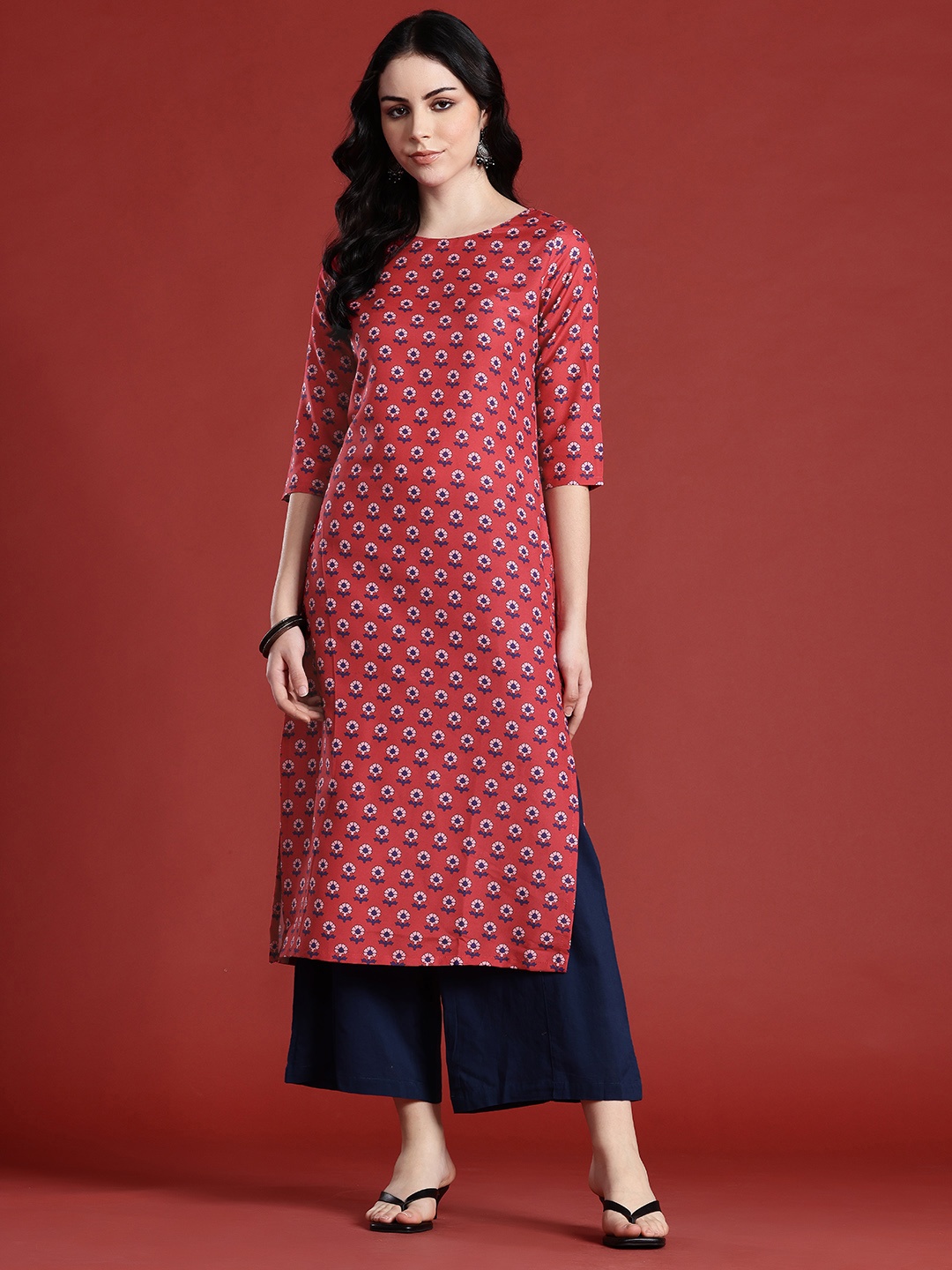 

Anouk Women Floral Printed Kurta, Maroon