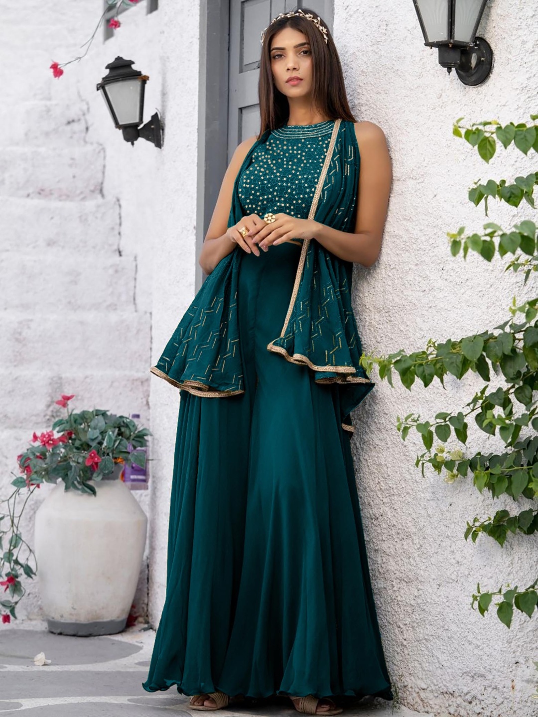 

SANCIA Geometric Embroidered Halter Neck Sequinned Crop Top With Palazzos & Dupatta, Teal
