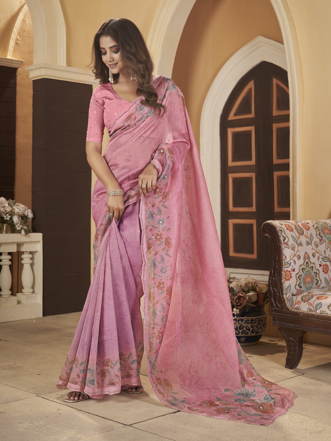 

Ethnielle Floral Beads and Stones Embellished Banarasi Saree, Pink