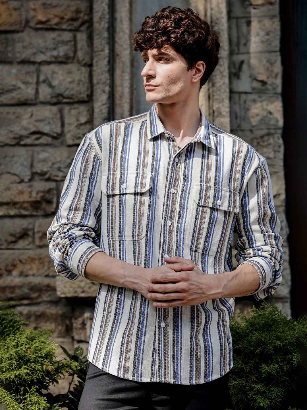 

HERE&NOW Men Relaxed Fit Spread Collar Vertical Striped Cotton Casual Shirt, White