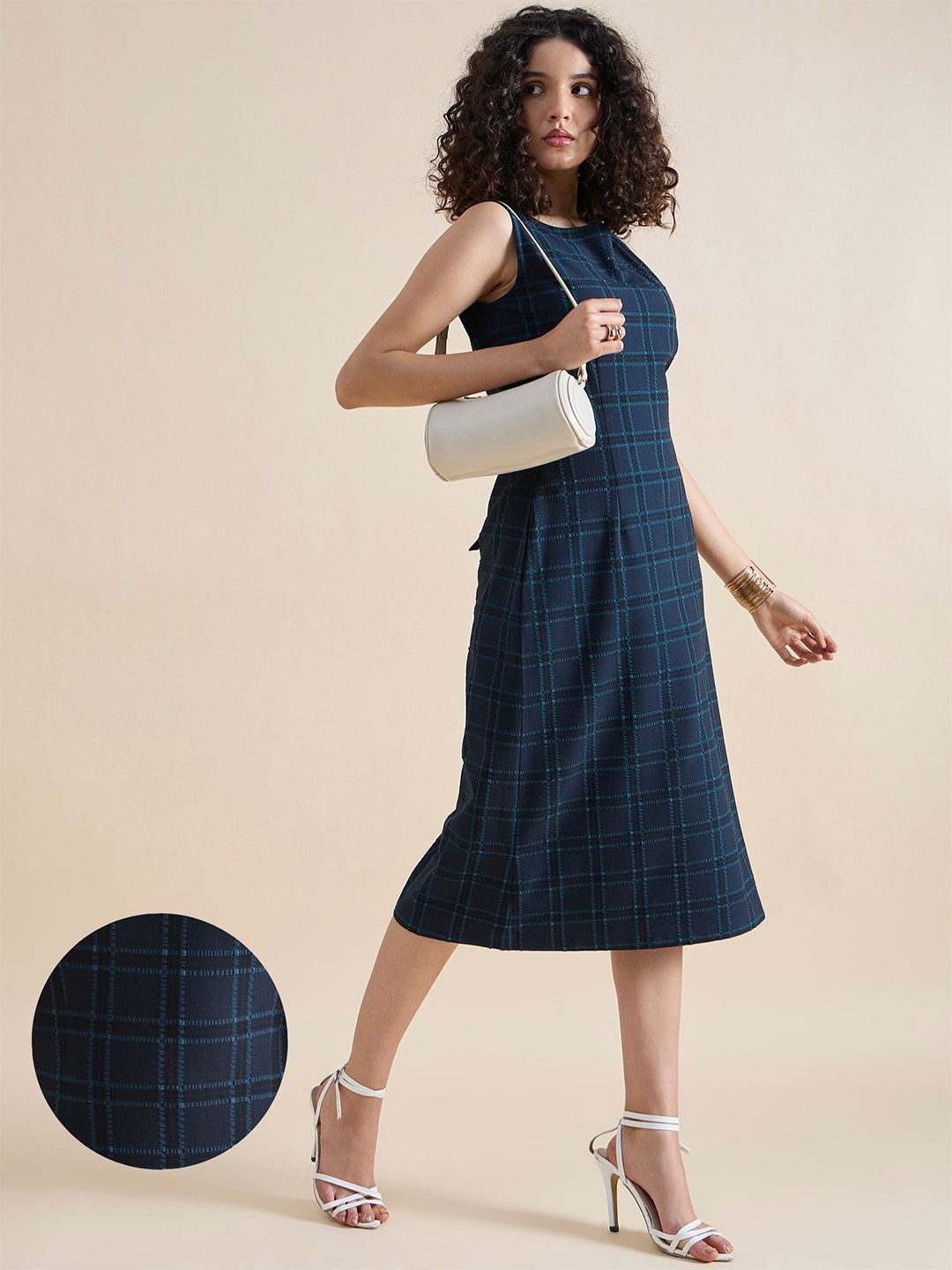 

PowerSutra Structured A-line Boat-Neck Sleeveless Checkered Midi Dress In 4-Way Stretch, Navy blue