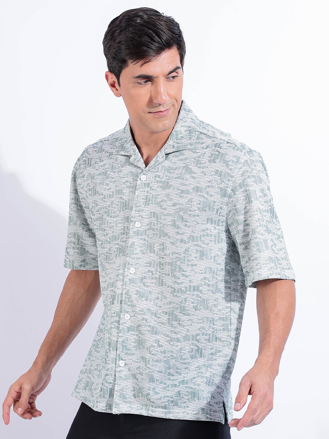 

HERE&NOW Men Relaxed Fit Cuban Collar Abstract Printed Casual Shirt, Grey