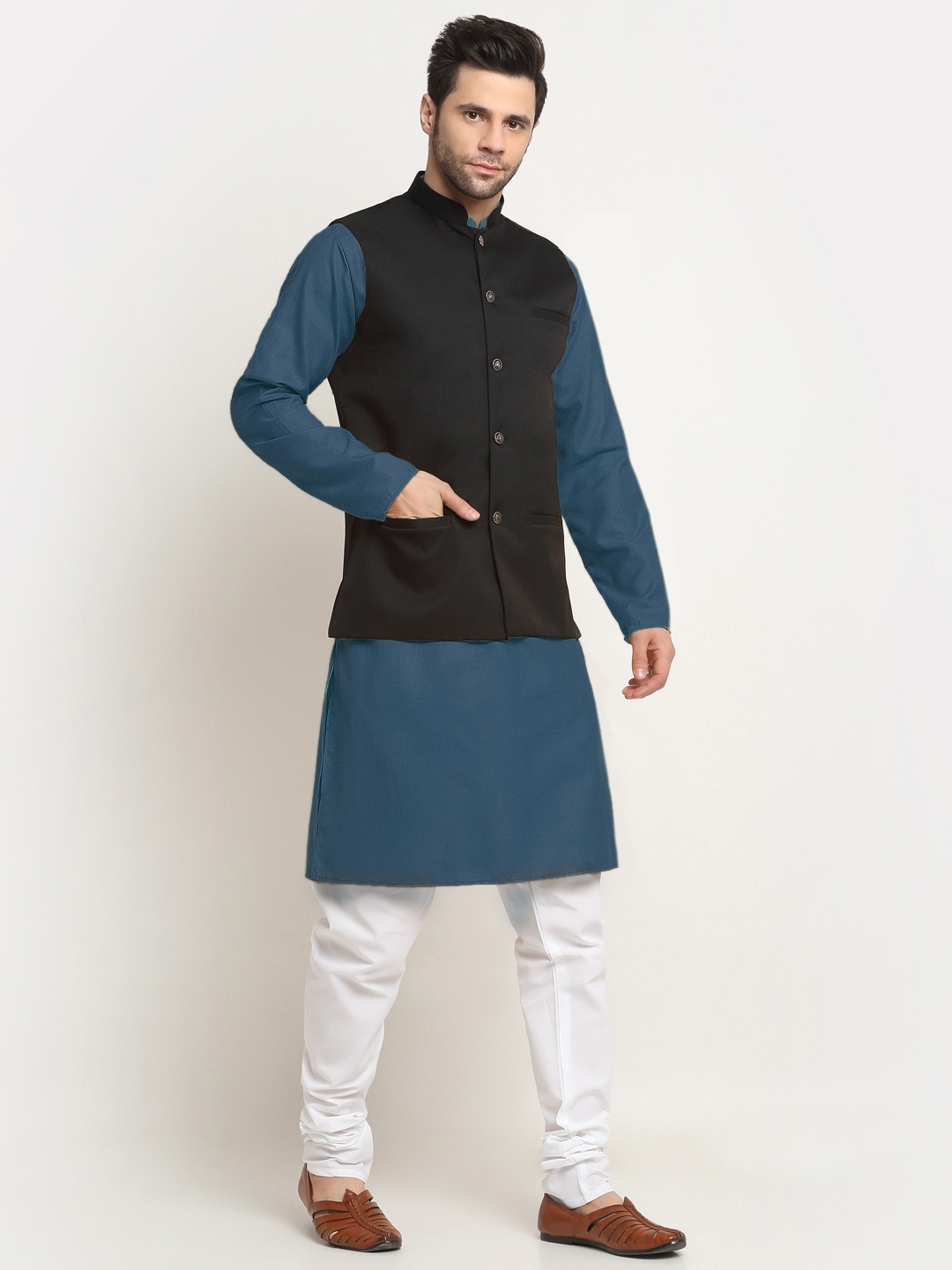 

KRAFT INDIA Mandarin Collar Straight Kurta With Pyjama And Nehru Jacket, Blue