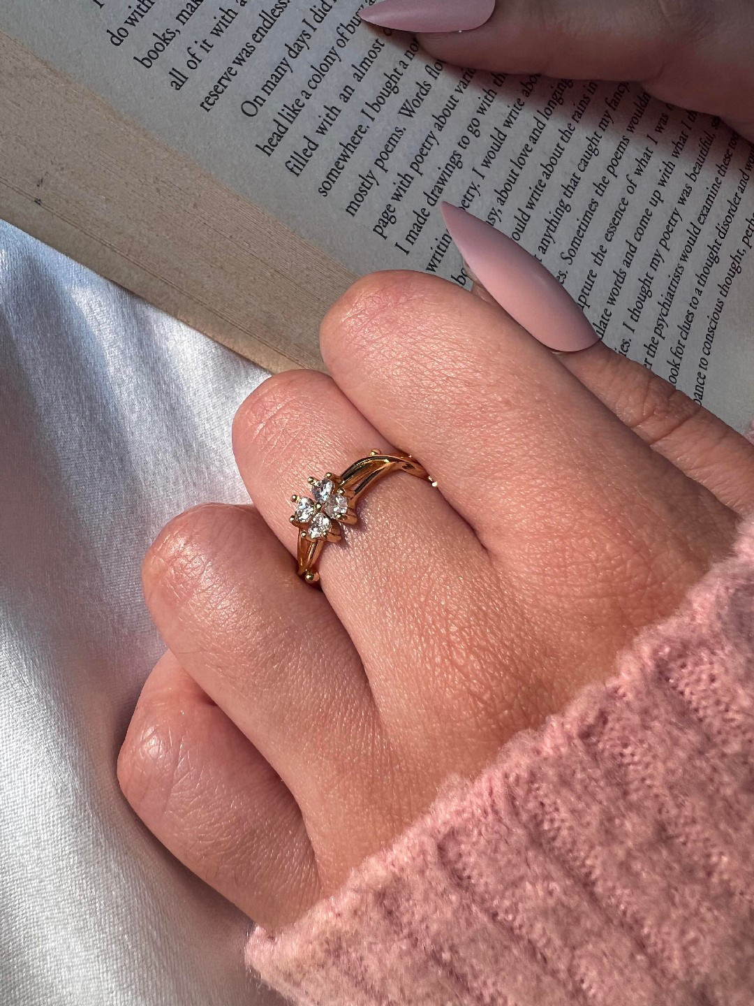 

ISHKAARA Gold-Plated Stone Studded Petal Promise Finger Ring