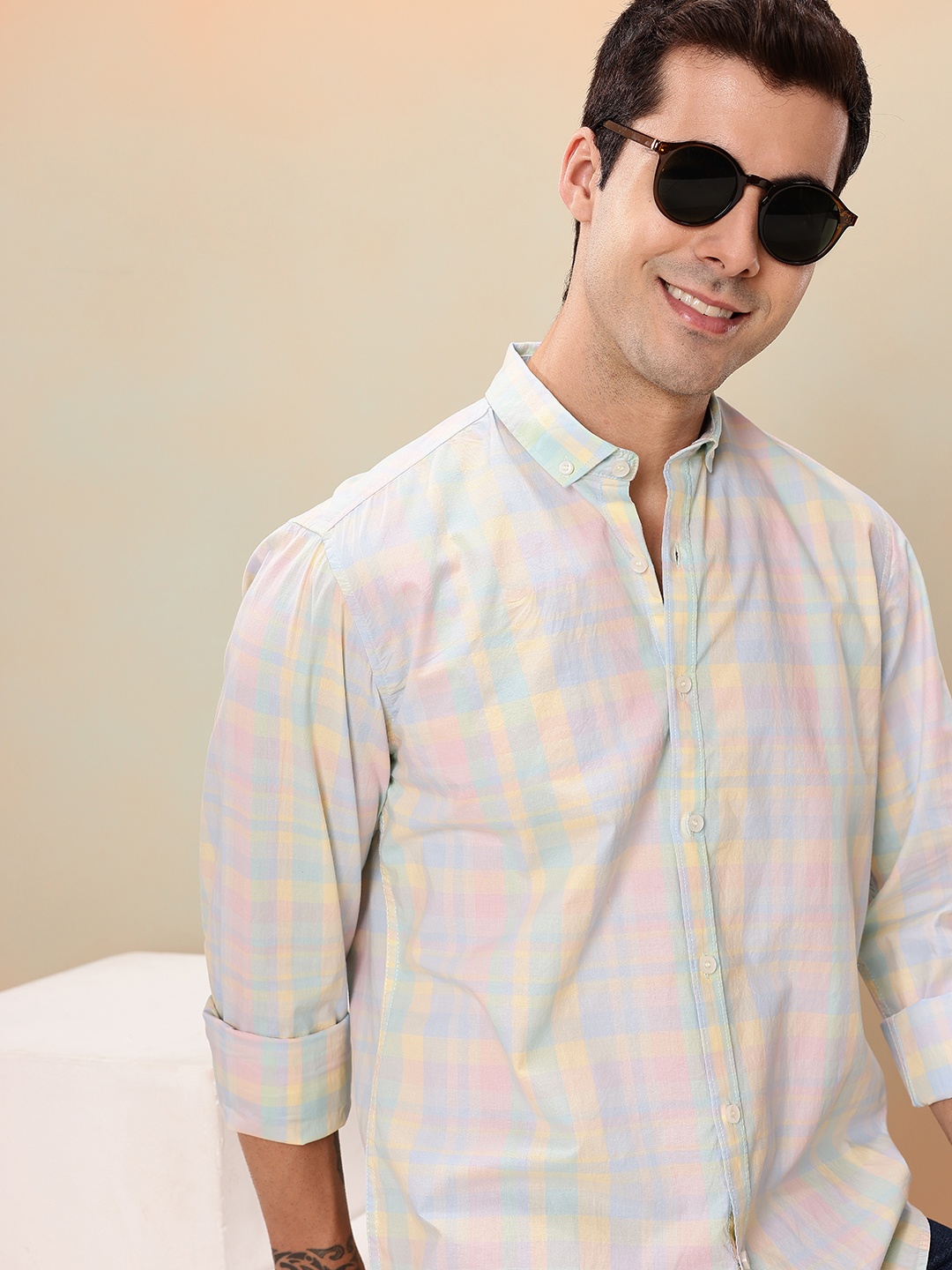 

Mast & Harbour Men Standard Checked Pure Cotton Casual Shirt, Pink