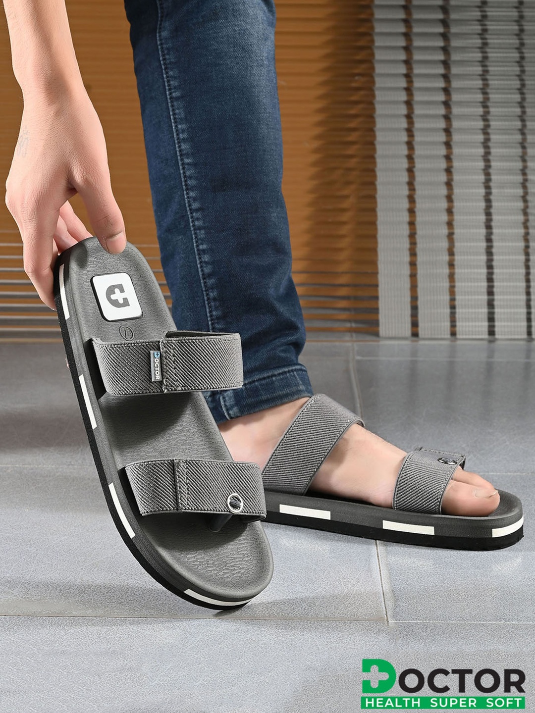 

DOCTOR HEALTH SUPER SOFT Men Suede Comfort Sandals, Black