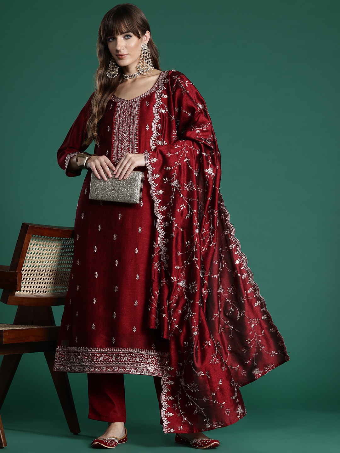 

Indo Era Floral Embroidered Sequinned Kurta with Trousers & With Dupatta, Maroon