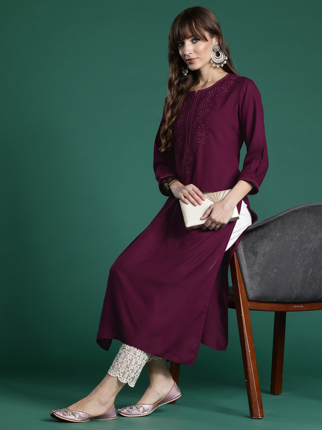 

Indo Era Floral Embroidered Thread Work Kurta, Burgundy