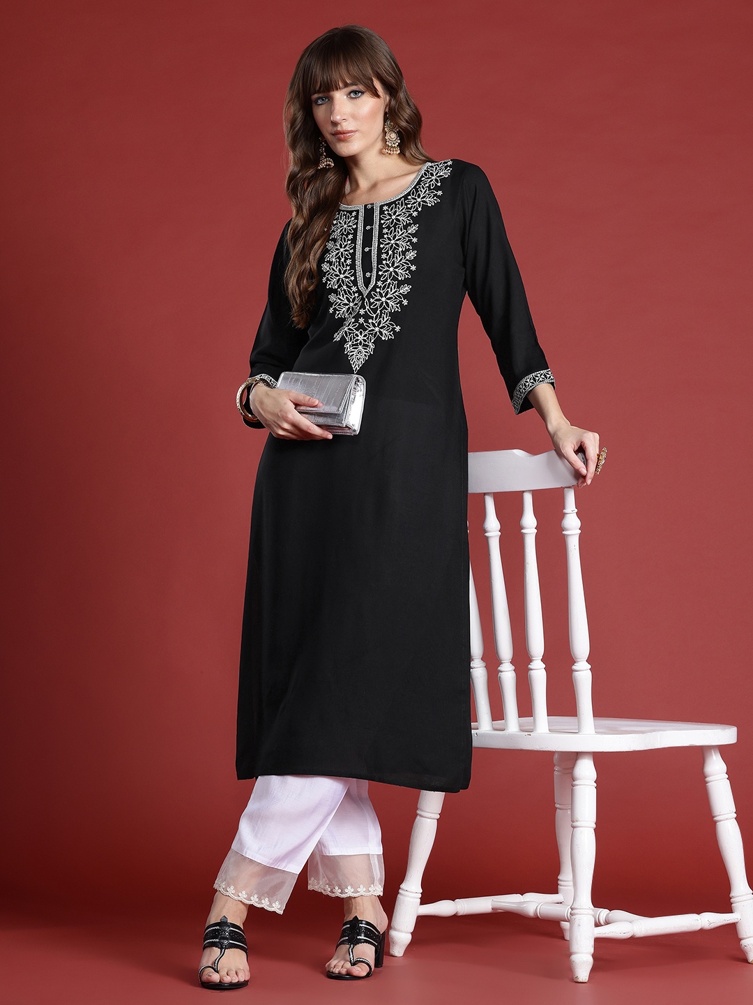 

Indo Era Floral Embroidered Thread Work Kurta, Black