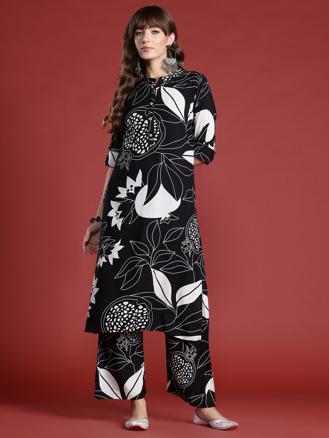 

Indo Era Women Printed Regular Kurta with Palazzos, Black