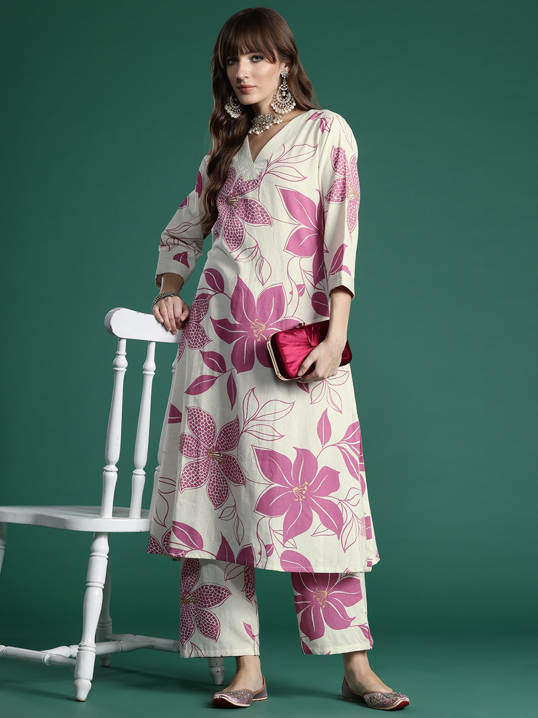 

Indo Era Floral Printed Pure Cotton A-Line Kurta with Palazzos, Off white