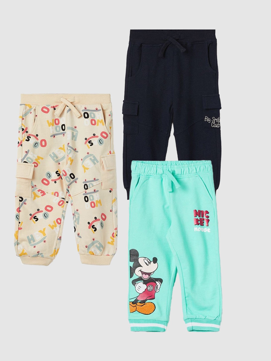 

Juniors by Lifestyle Boys Pack Of 3 Printed Pure Cotton Track Pants, Green
