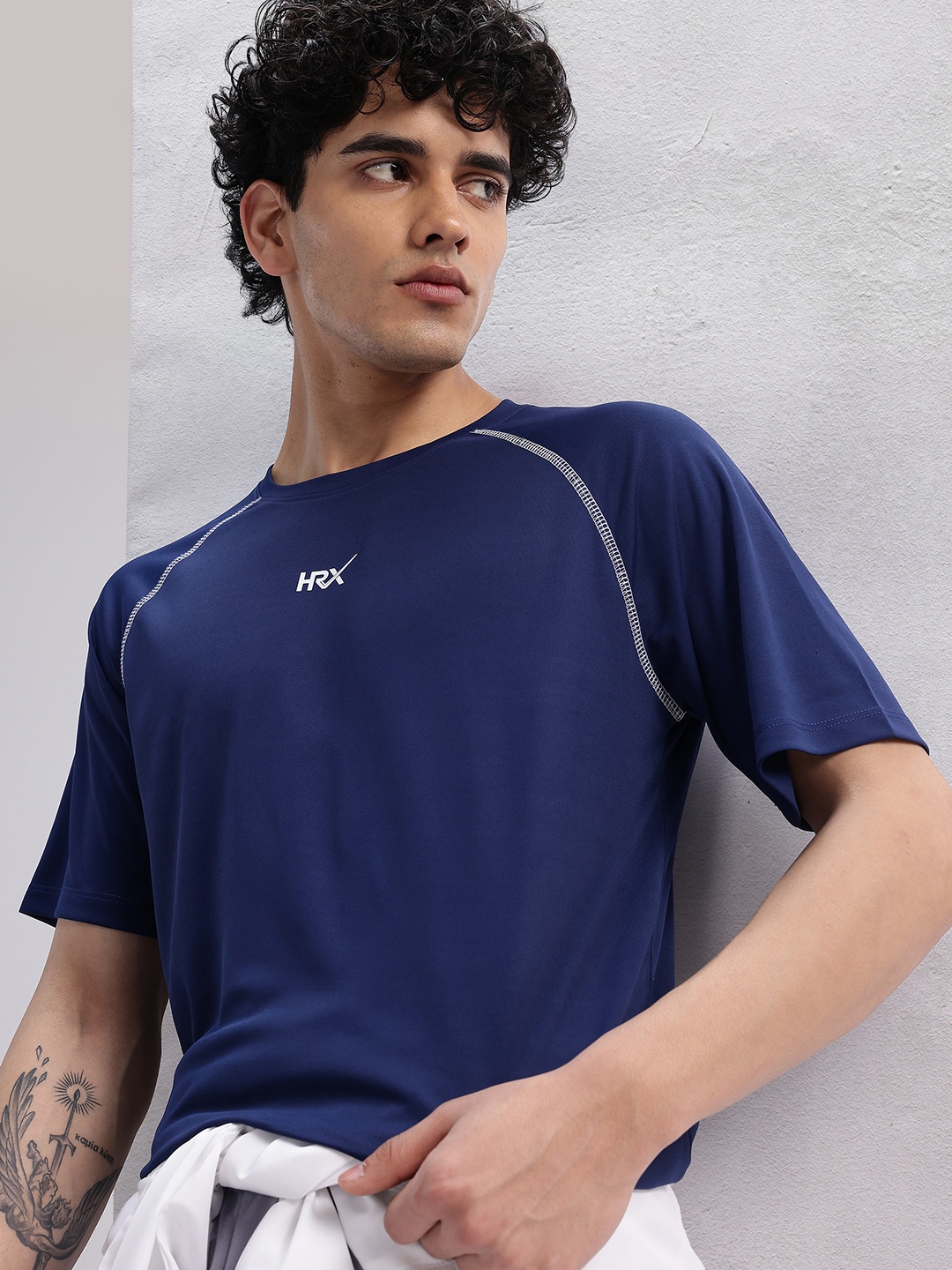 

HRX by Hrithik Roshan Brand Logo Detail Raglan Sleeves Rapid Dry Training or Gym T-shirt, Navy blue