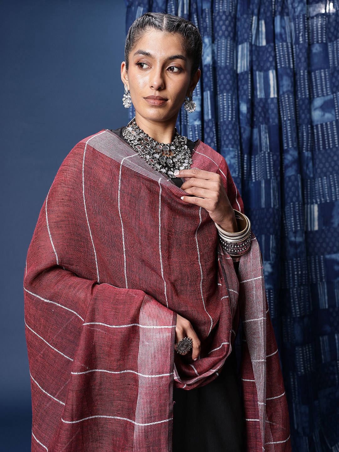 

Taavi Striped Linen Dupatta with Sequinned Detail, Burgundy