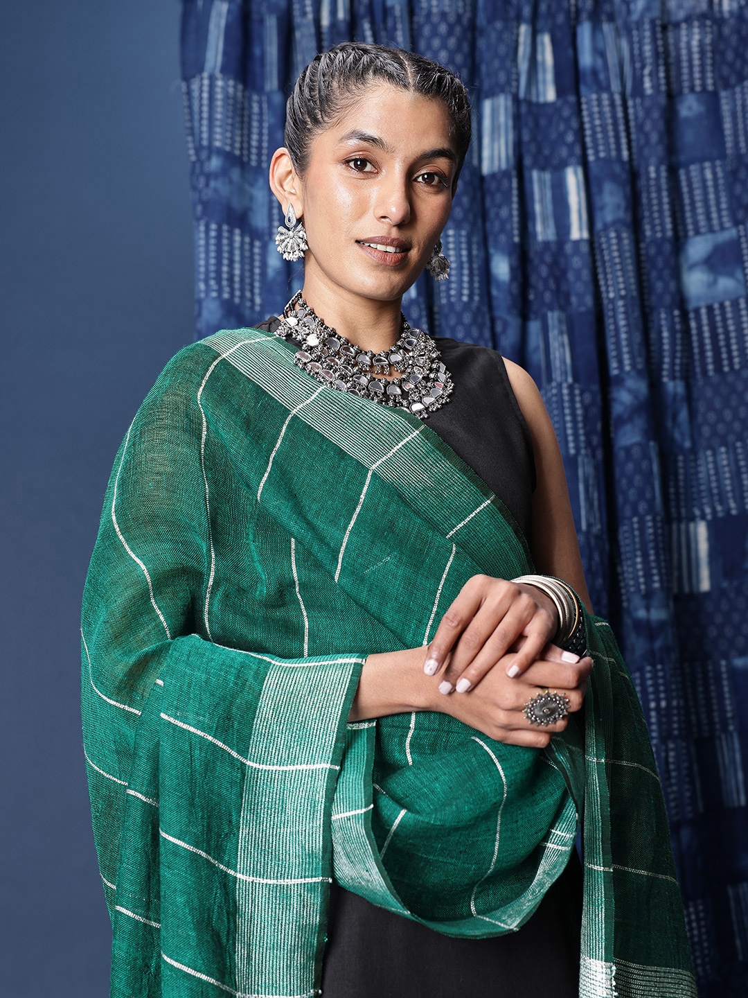 

Taavi Striped Linen Dupatta with Sequinned Detail, Green