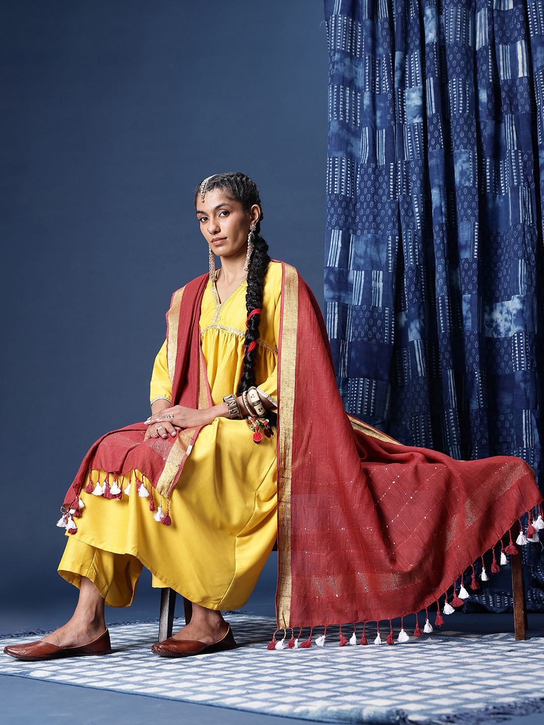

Taavi Sequinned Dupatta with Zari Border, Red