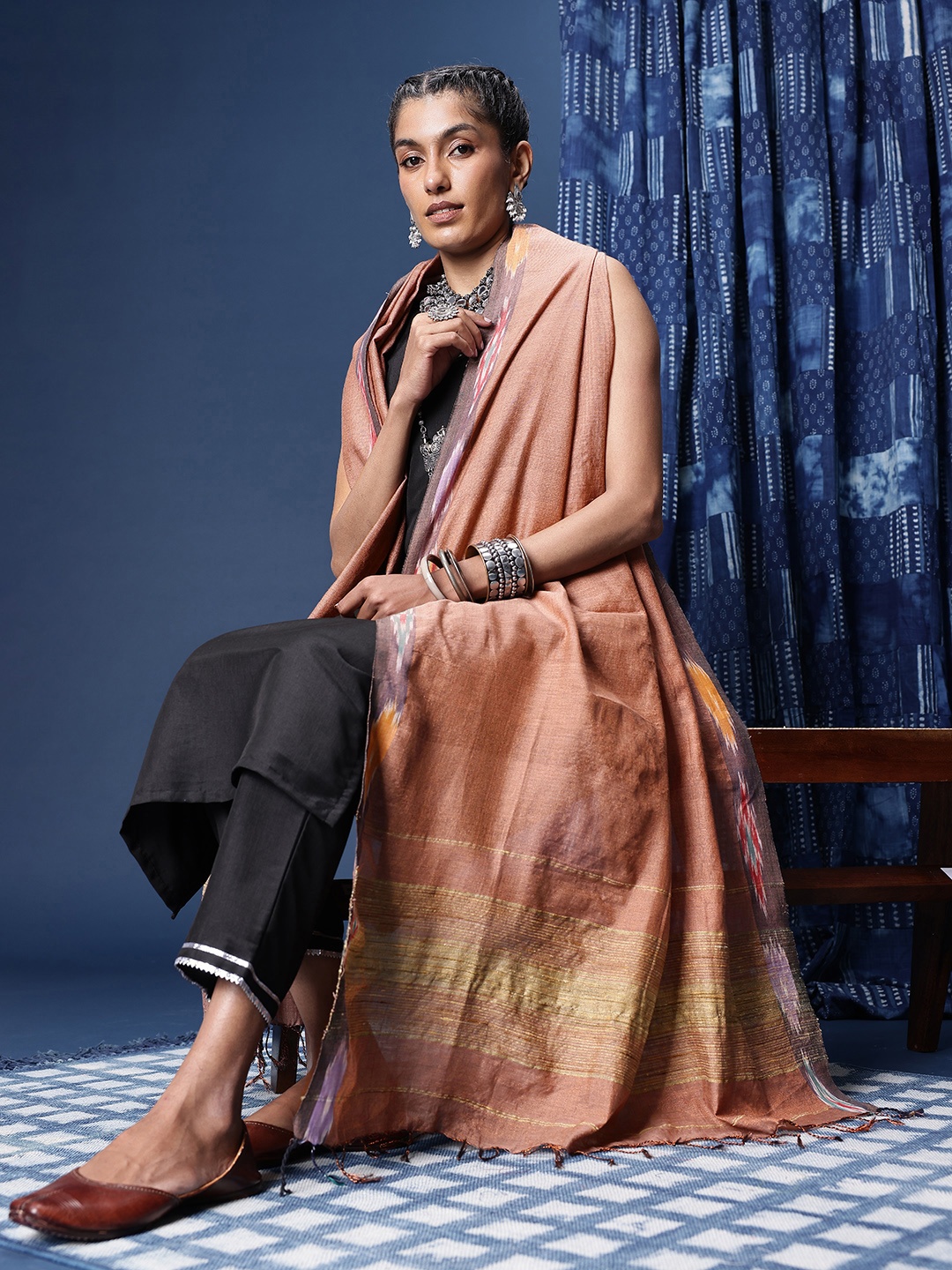 

Taavi Zari Woven Tissue Dupatta with Contrast Border, Brown