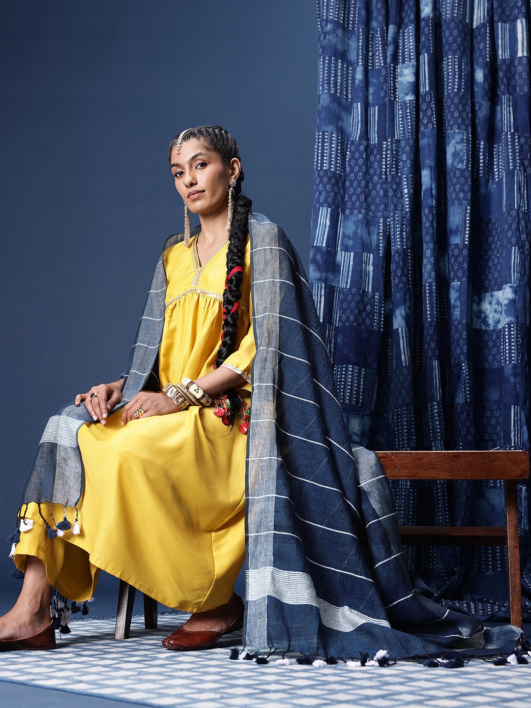 

Taavi Striped Linen Dupatta with Sequined & Tasselled Details, Navy blue