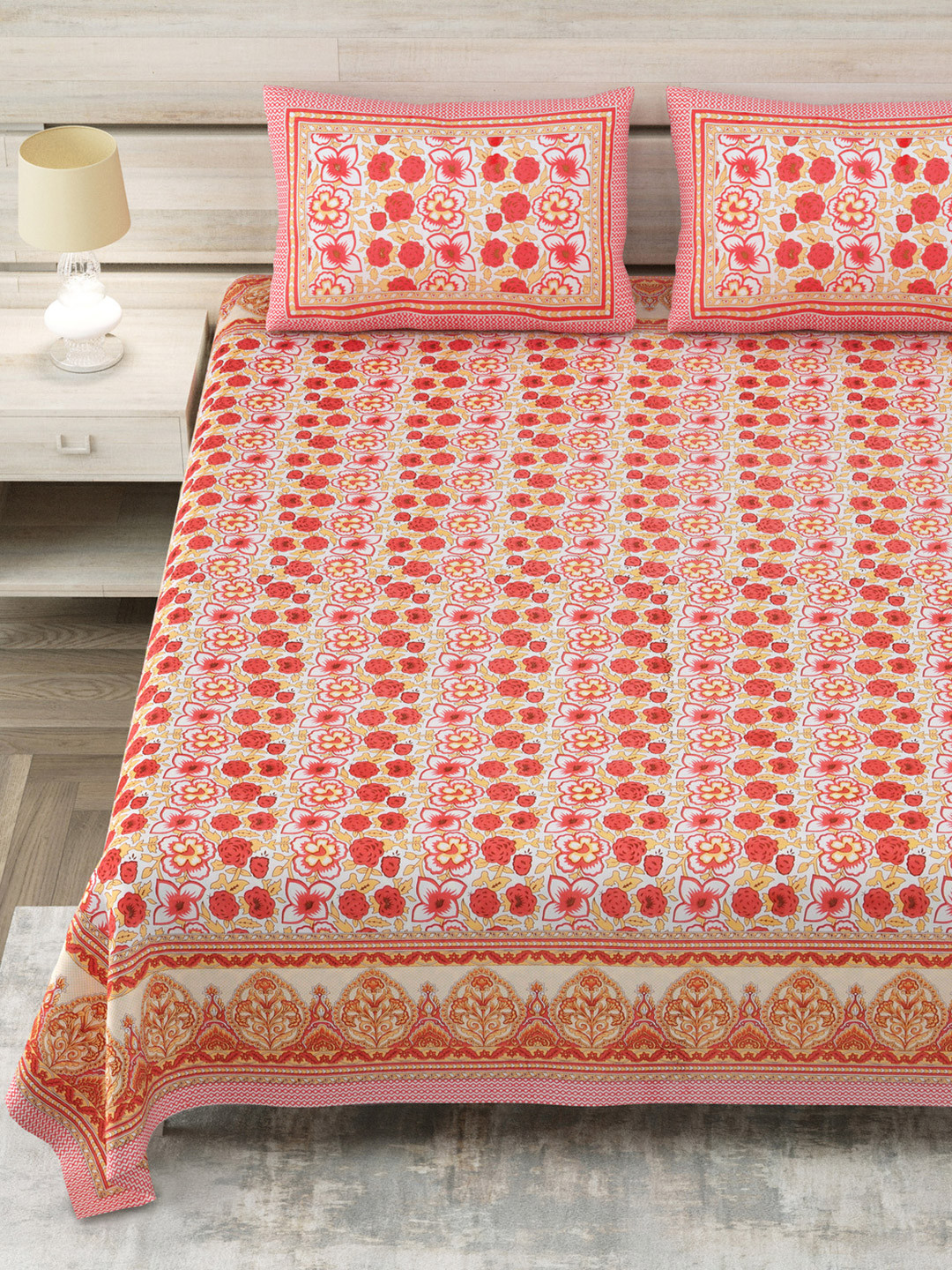 

Aapno Rajasthan Red Floral Printed Pure Cotton 144 TC King Bedsheet Set 2.74m x 2.74m