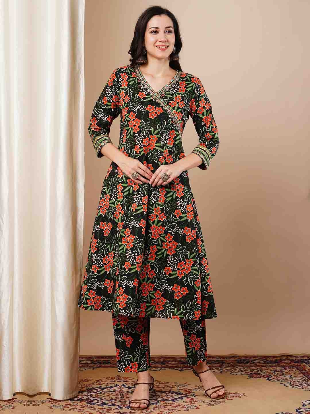 

FASHOR Women Floral Printed Angrakha Pure Cotton Kurta with Trousers, Black