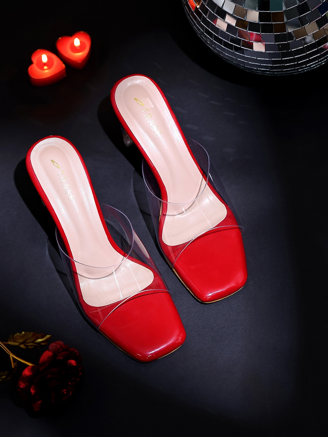 

TRASE Block Sandals, Red
