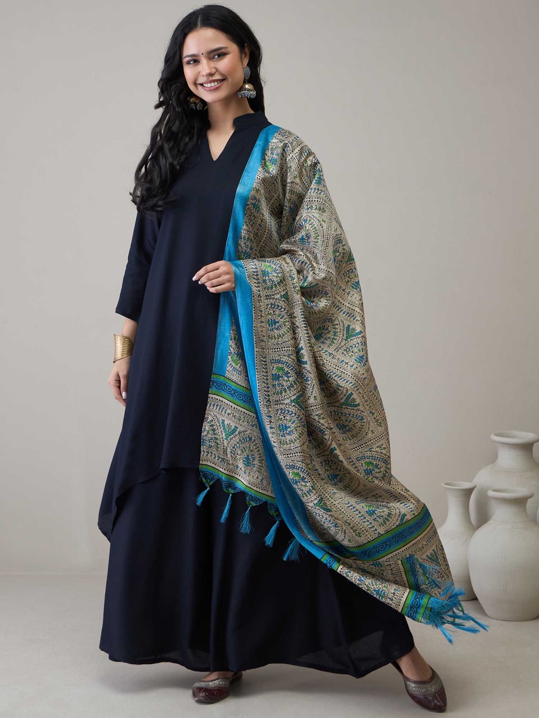 

InWeave Women Regular Kurta with Palazzos & With Dupatta, Black