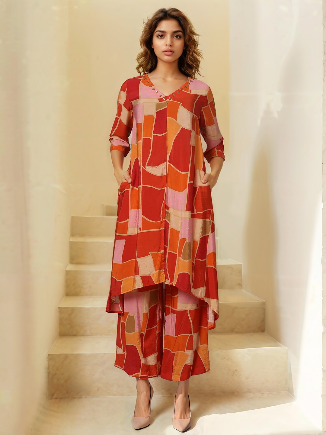 

Dora Dori Geometric Printed V-Neck A-Line Chanderi Cotton Kurta with Palazzos, Orange
