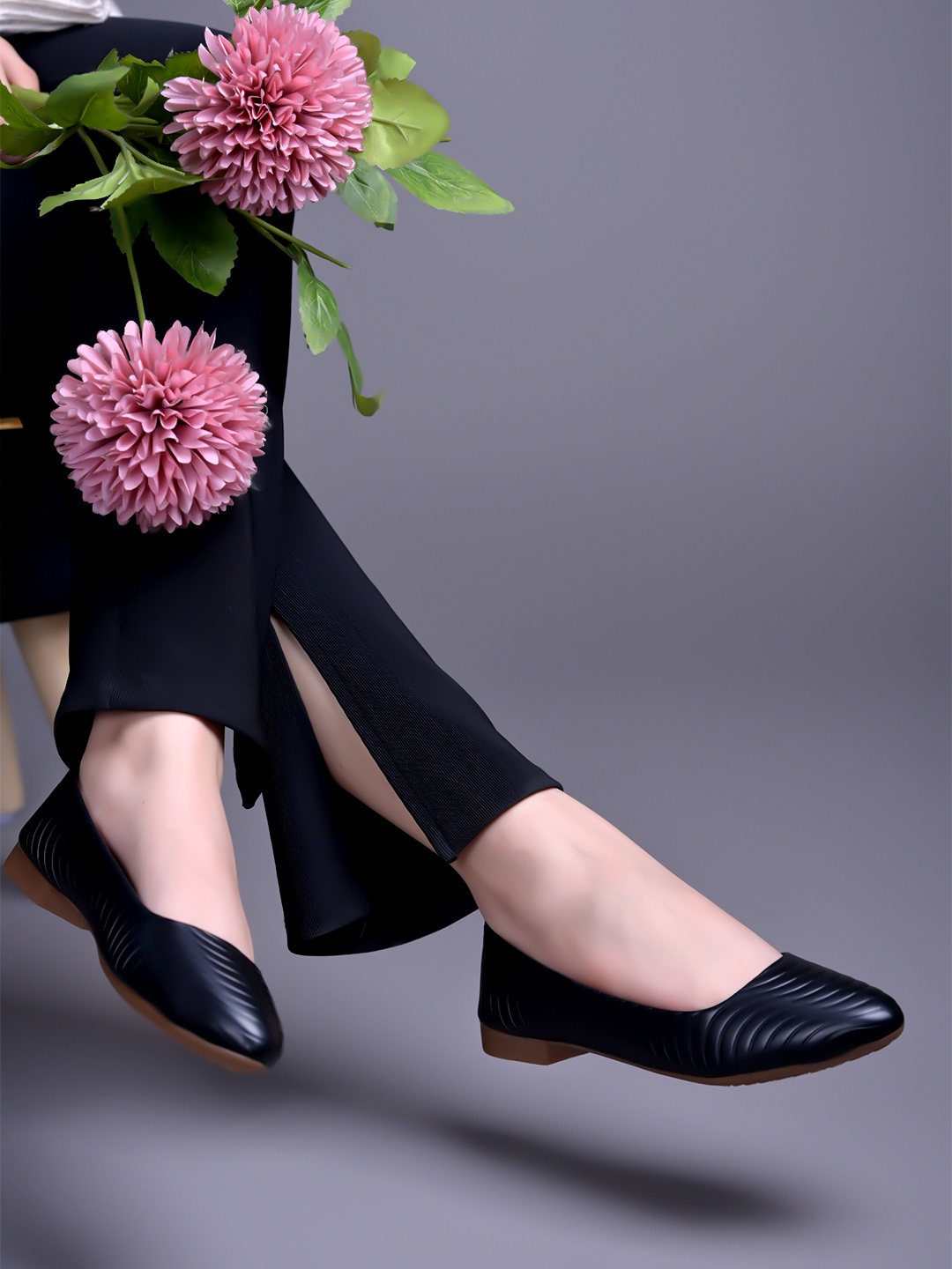 

Shoetopia Girls Textured Pointed Toe Ballerinas Flats, Black